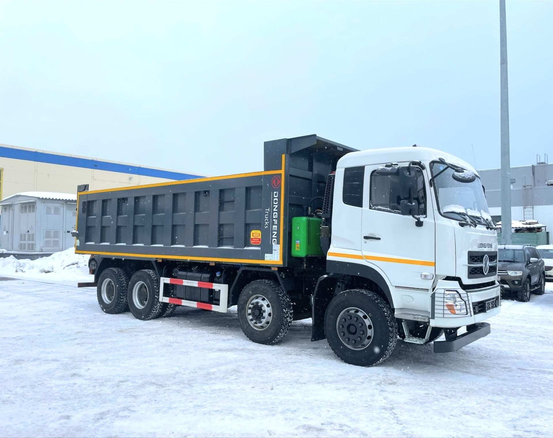 Самосвал DONG FENG KC
