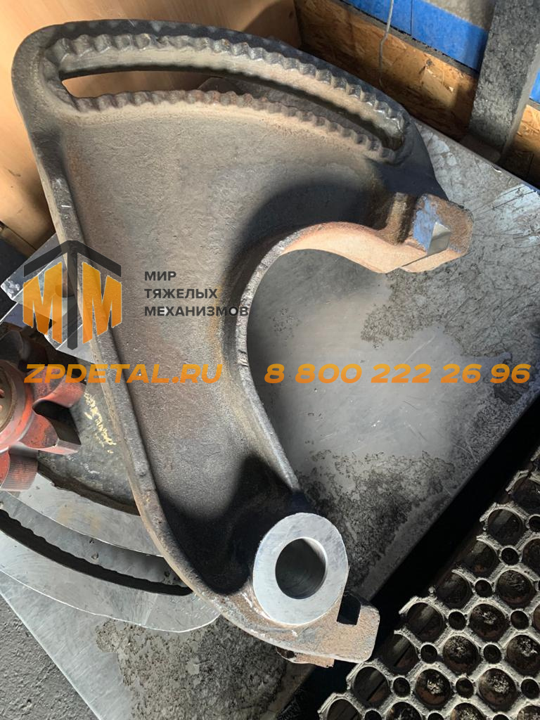 ДЗ95Б.34.077 Кронштейн